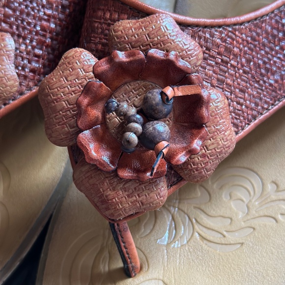 Clarks 11M width sandals - Picture 7 of 9